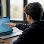 Tutor guiding student through online ESS lesson